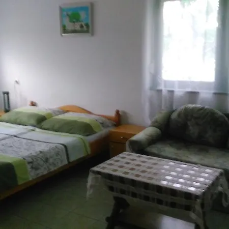 Aquaparti Apartman *